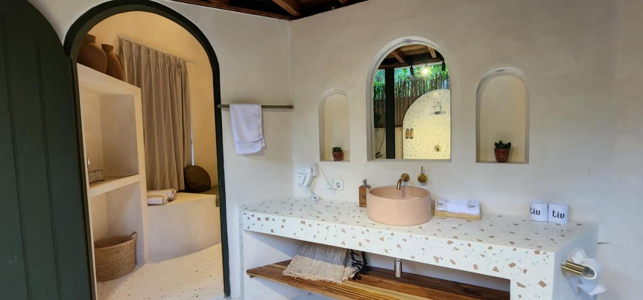 Hotel Tiu Oasis Lombok Kuta  Esterno foto